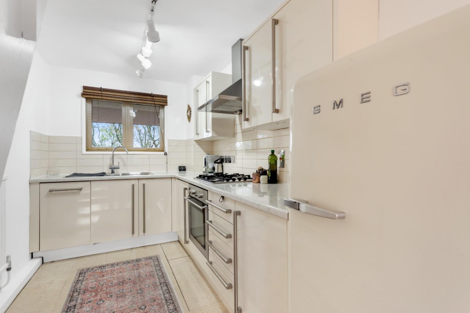 St. Laurence Close, Queens Park, London, NW6