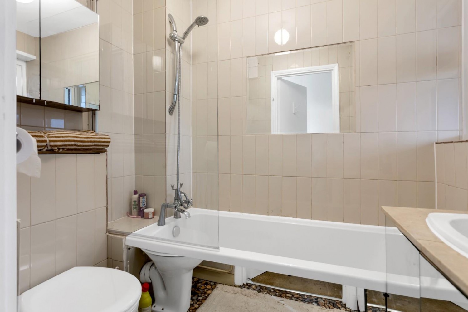 St. Laurence Close, Queens Park, London, NW6