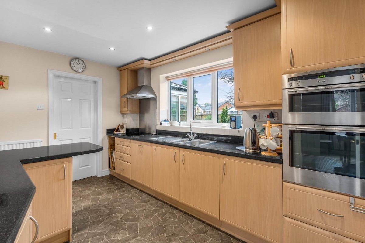 Plane Tree Avenue, Leeds, West Yorkshire