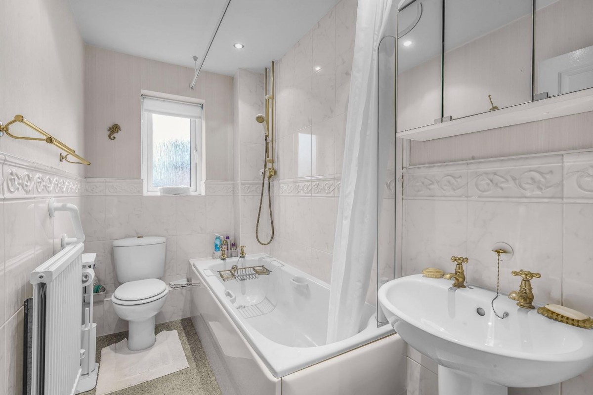 Plane Tree Avenue, Leeds, West Yorkshire