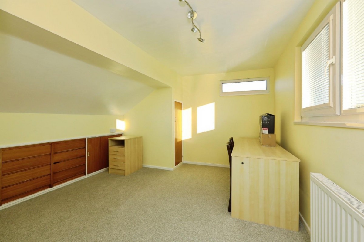 Ferndale Road, Coal Aston, Dronfield, S18 3BU