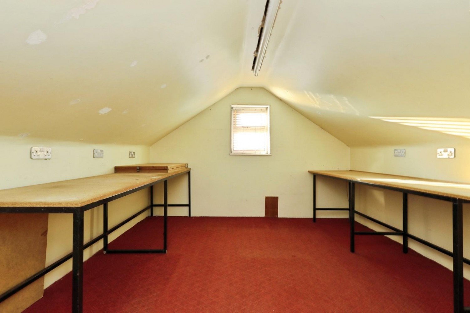 Ferndale Road, Coal Aston, Dronfield, S18 3BU