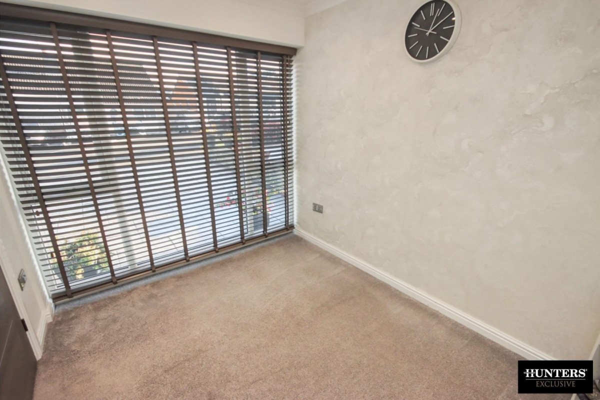 Grasleigh Avenue Allerton, Bradford, West Yorkshire, BD15 9AR