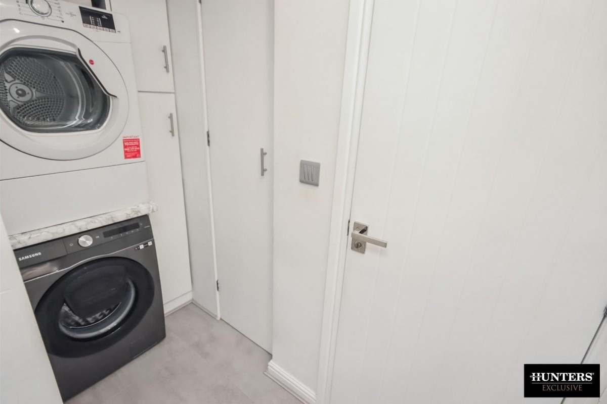 Grasleigh Avenue Allerton, Bradford, West Yorkshire, BD15 9AR