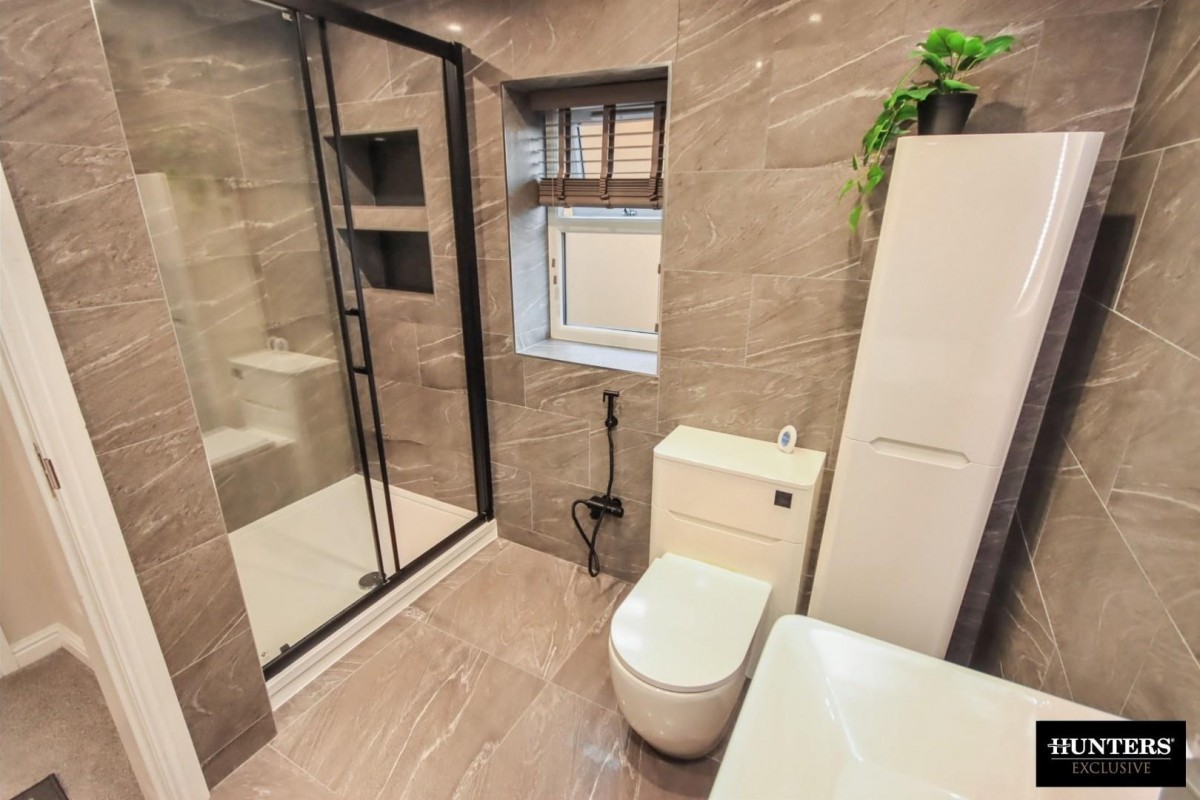 Grasleigh Avenue Allerton, Bradford, West Yorkshire, BD15 9AR