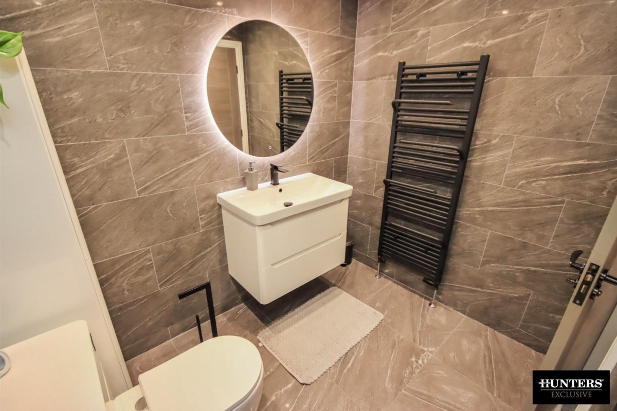 Grasleigh Avenue Allerton, Bradford, West Yorkshire, BD15 9AR