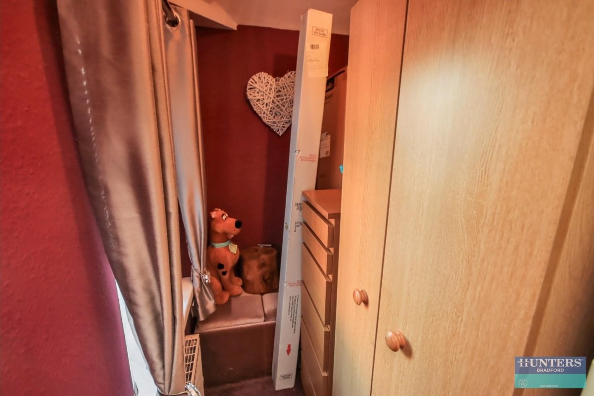 Priestley Avenue, Wibsey, Bradford, BD6 1HW