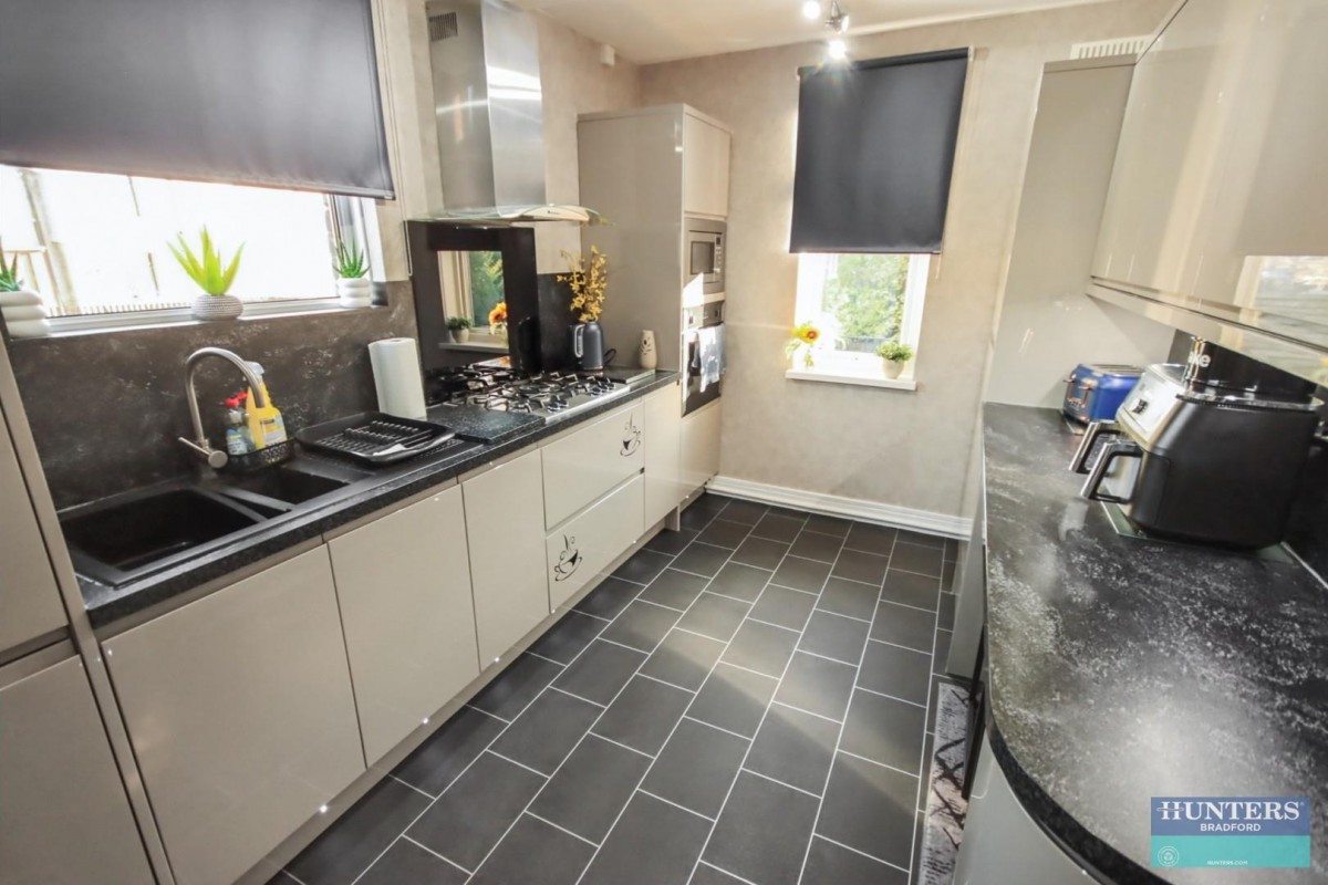 Priestley Avenue, Wibsey, Bradford, BD6 1HW