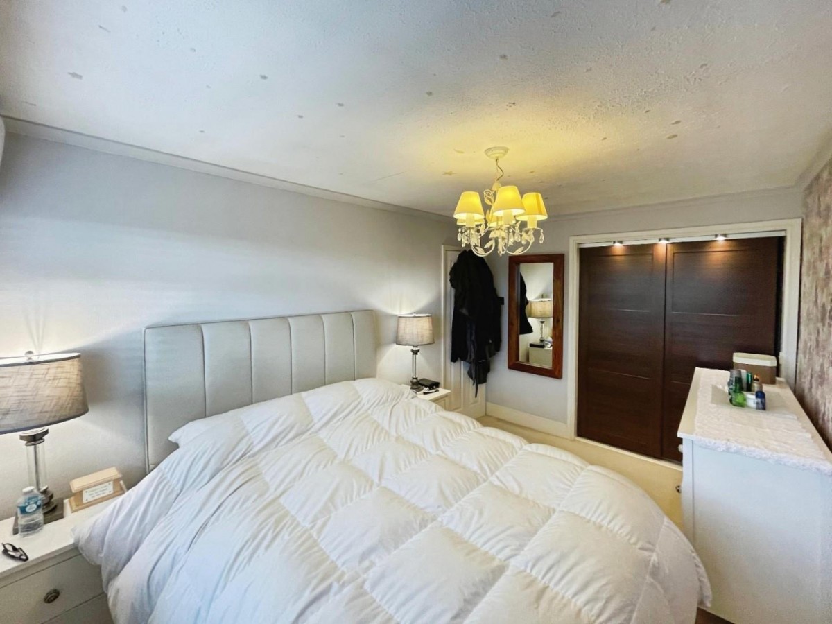 Lupus Way, Ellesmere Port