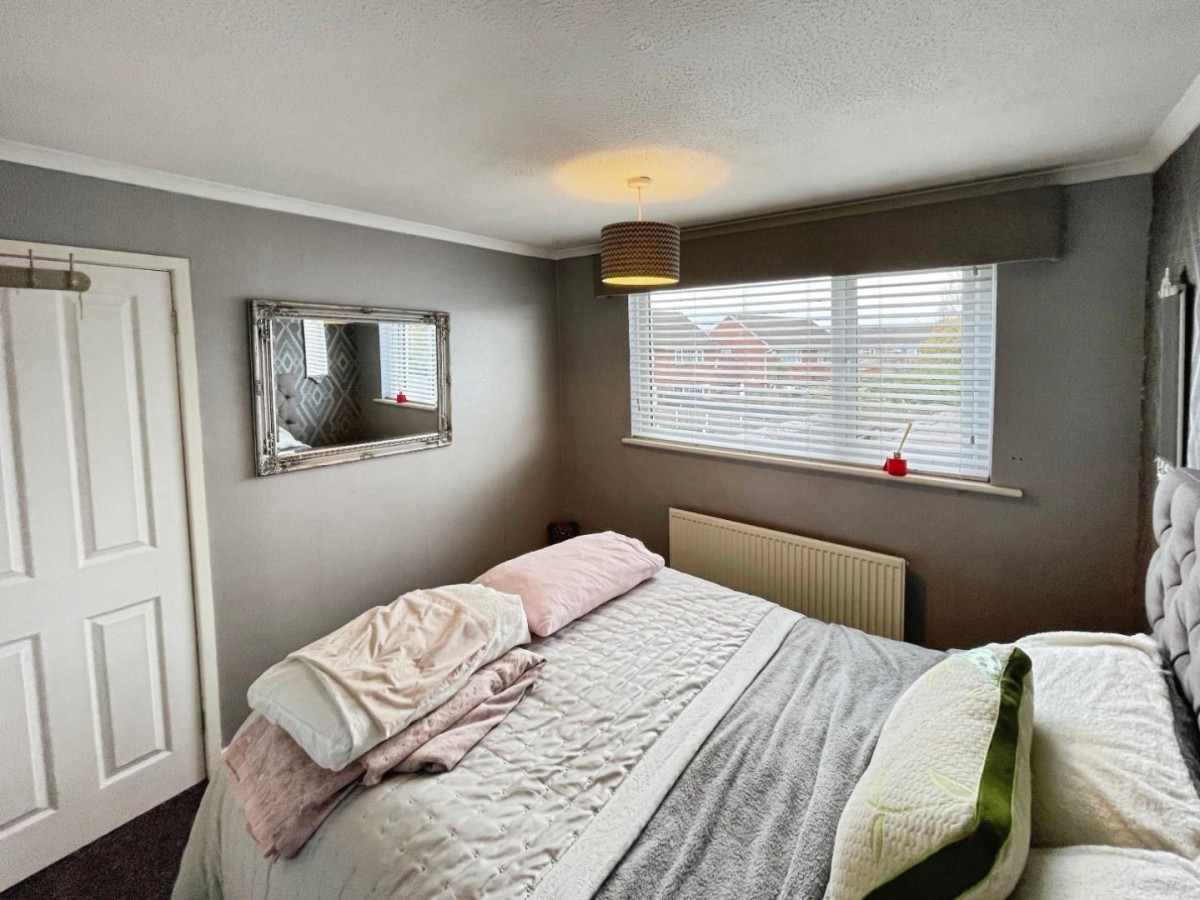 Lupus Way, Ellesmere Port