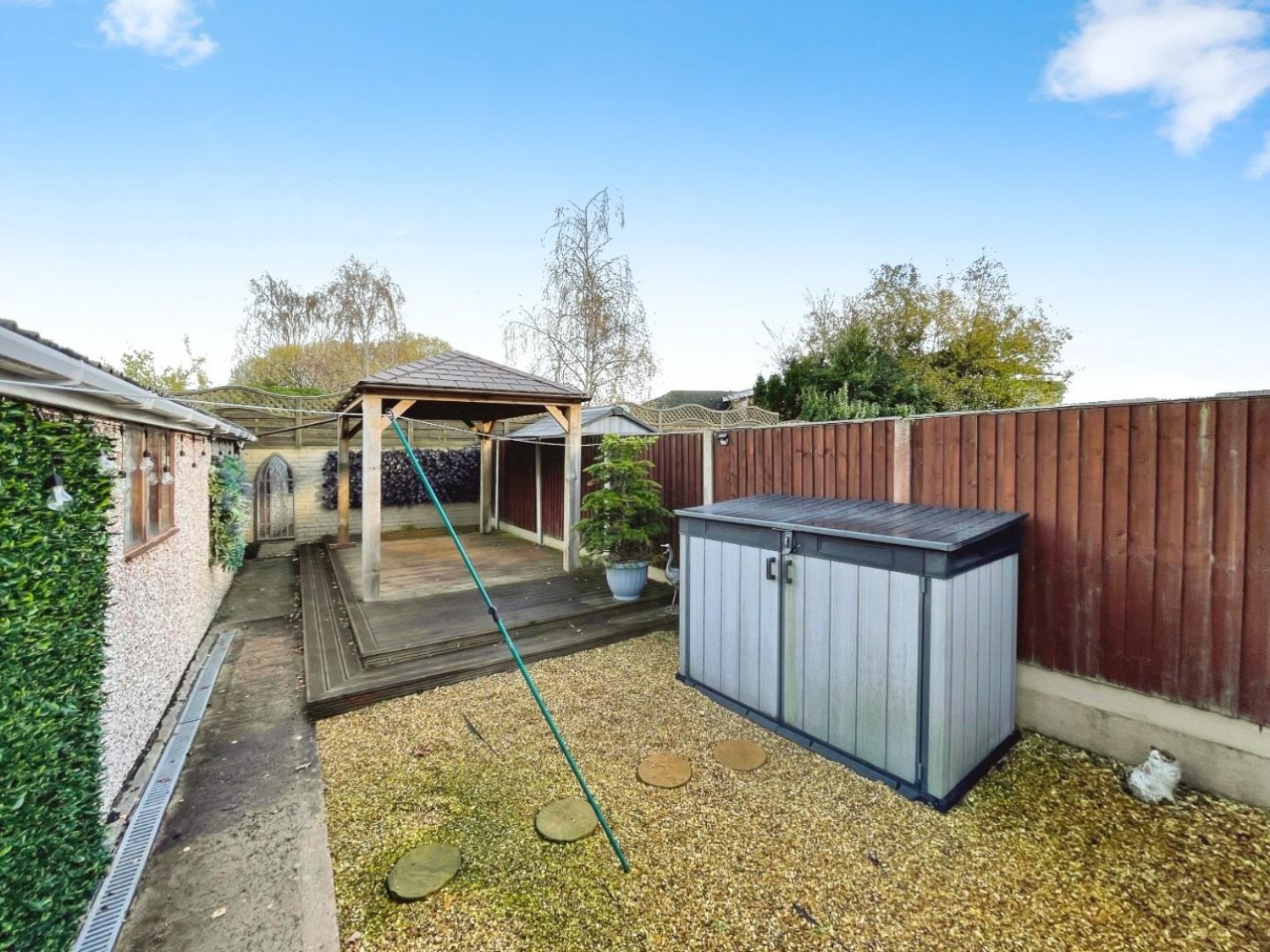 Lupus Way, Ellesmere Port