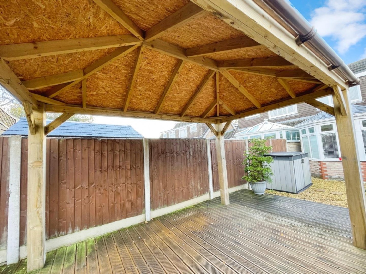 Lupus Way, Ellesmere Port