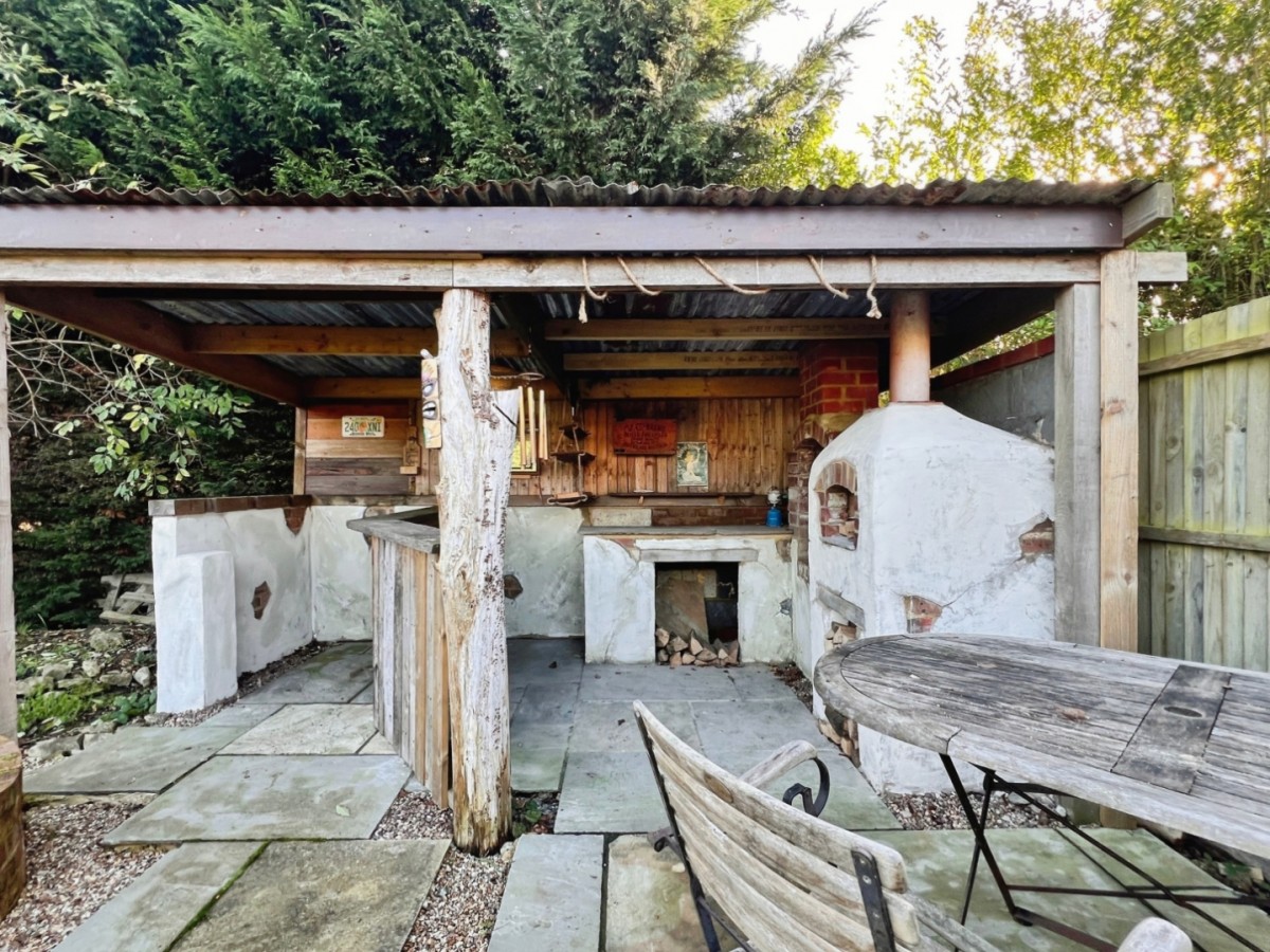 Canterbury Road, Kennington