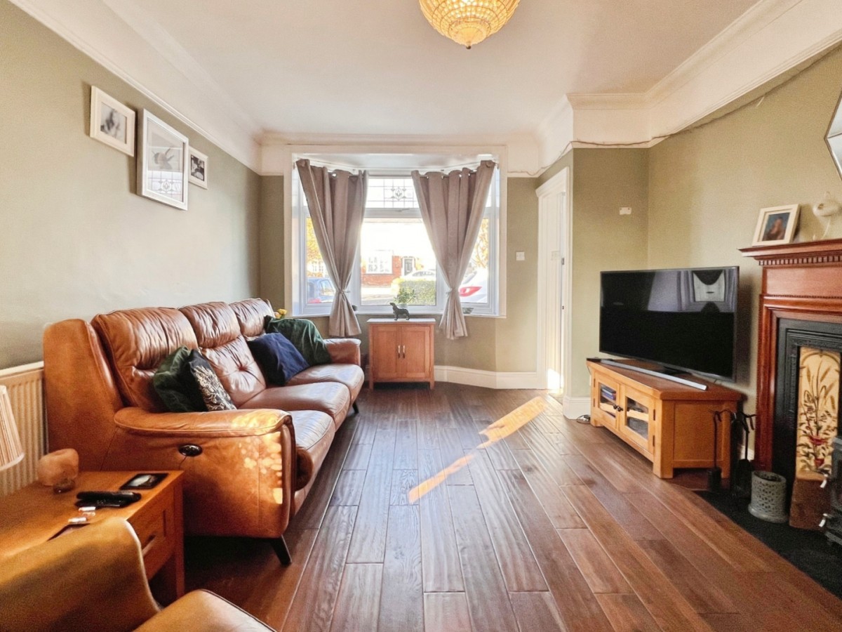 Canterbury Road, Kennington