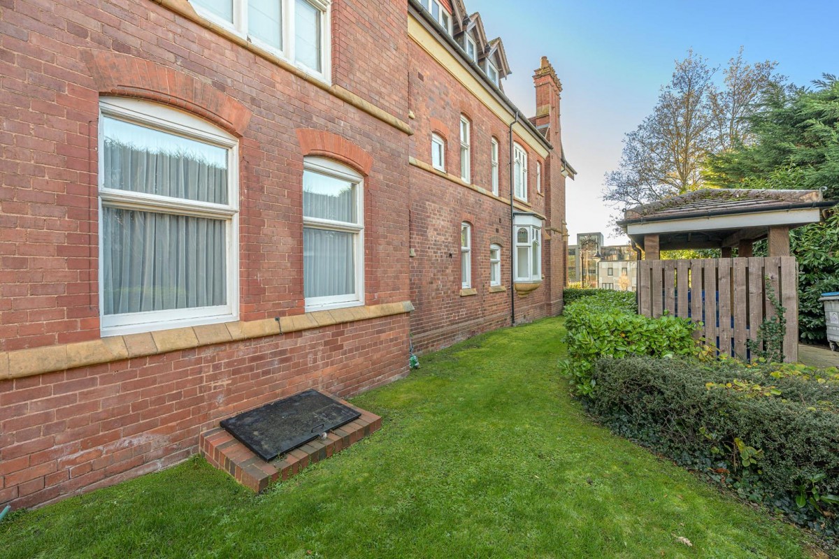 Westhill Lodge, Hagley Road, Stourbridge, DY8 1RH