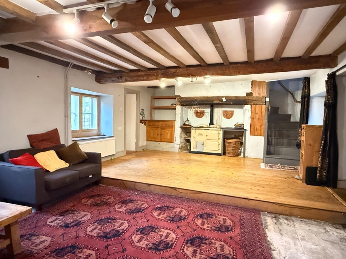 Trinity Road, Stroud