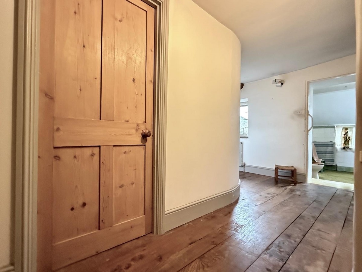 Trinity Road, Stroud