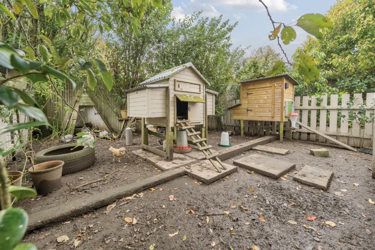 Lower Kenneggy, Rosudgeon