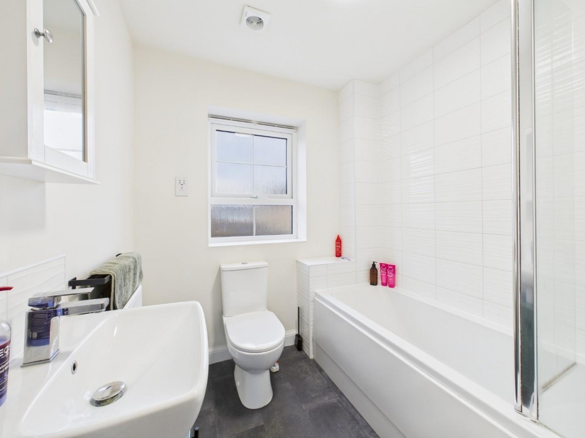 Fetlock Drive, Bradford