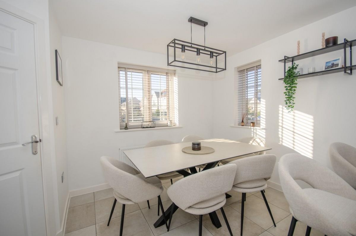 Sundew Road, Lyde Green, Bristol, BS16 7NP