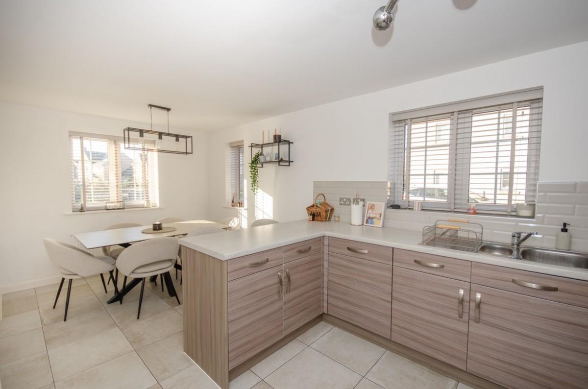 Sundew Road, Lyde Green, Bristol, BS16 7NP