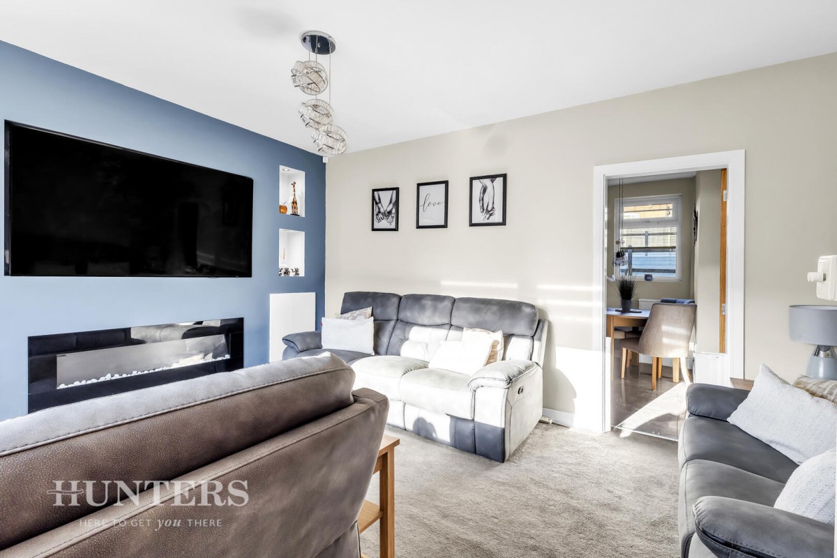 Stopford Avenue, Littleborough OL15 8QH