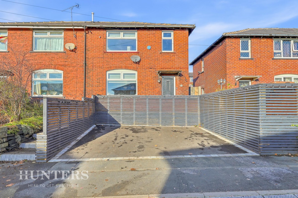 Stopford Avenue, Littleborough OL15 8QH