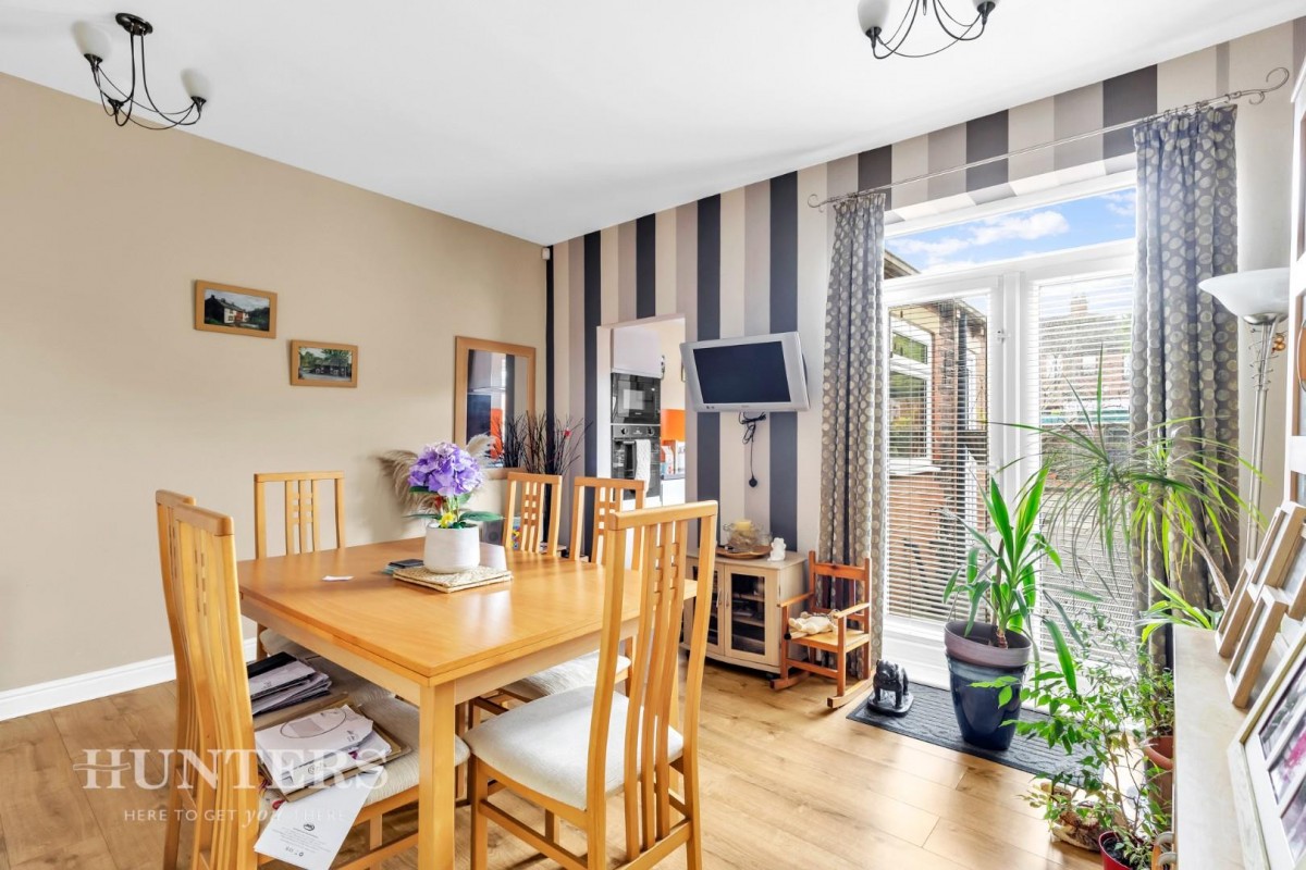 Merton Avenue, Oldham