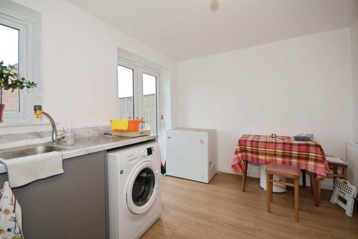 Tulip Avenue, Holmewood, Chesterfield, S42 5GY