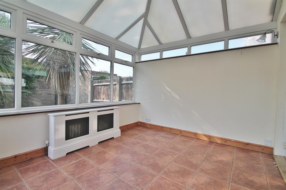 Valley Drive, Gravesend, Kent