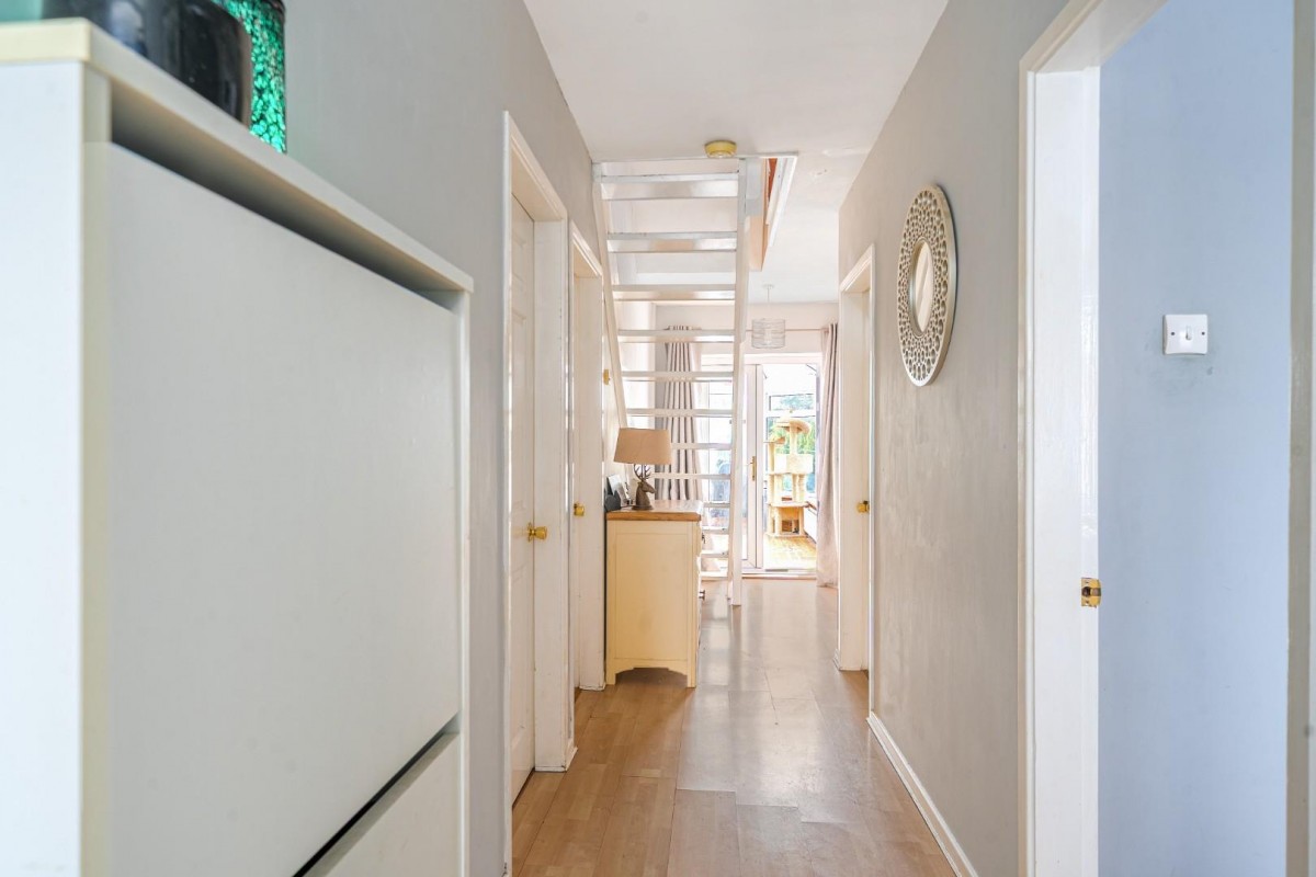 West Garth, Ulleskelf