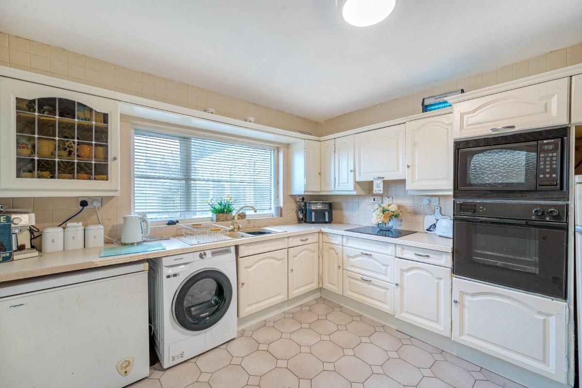 West Garth, Ulleskelf