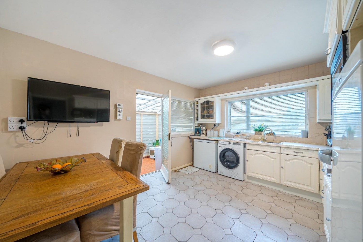 West Garth, Ulleskelf