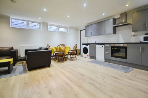 London Street, Reading