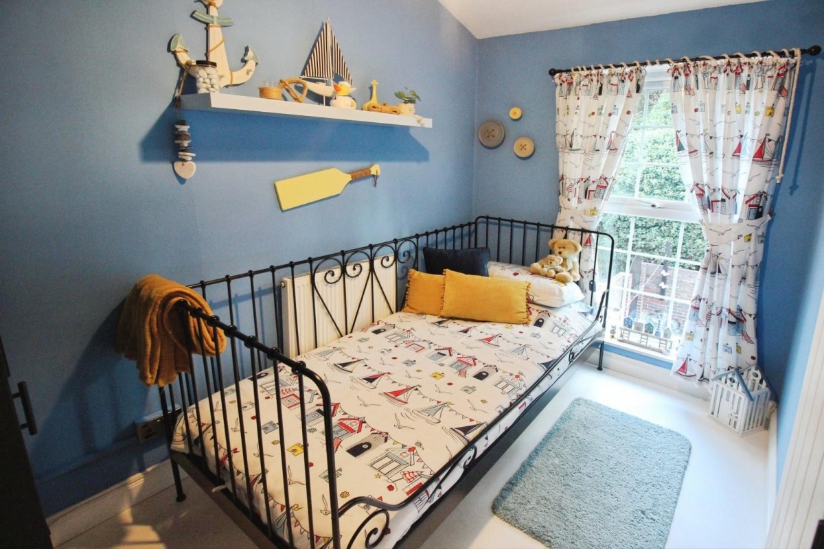 Congleton Grove, London