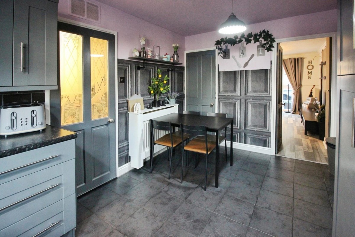 Congleton Grove, London