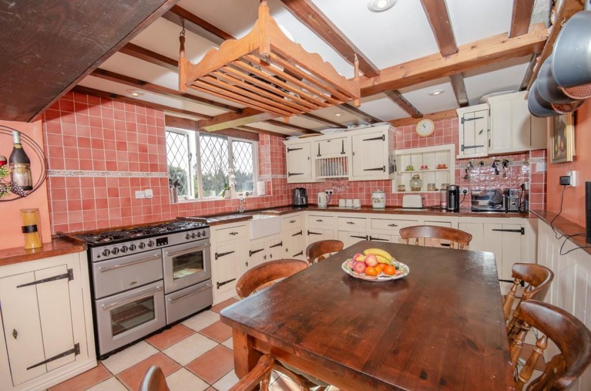 Riding Barn Hill, Wick, Bristol, BS30 5QZ