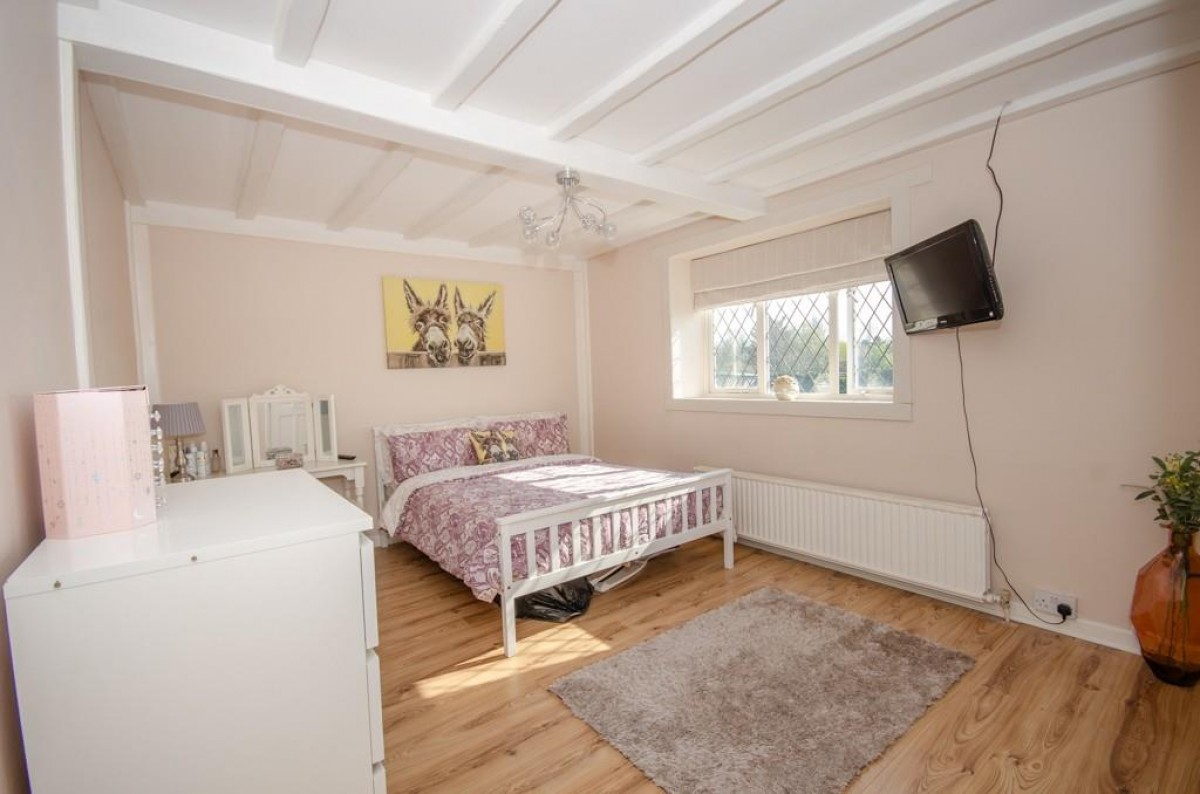 Riding Barn Hill, Wick, Bristol, BS30 5QZ