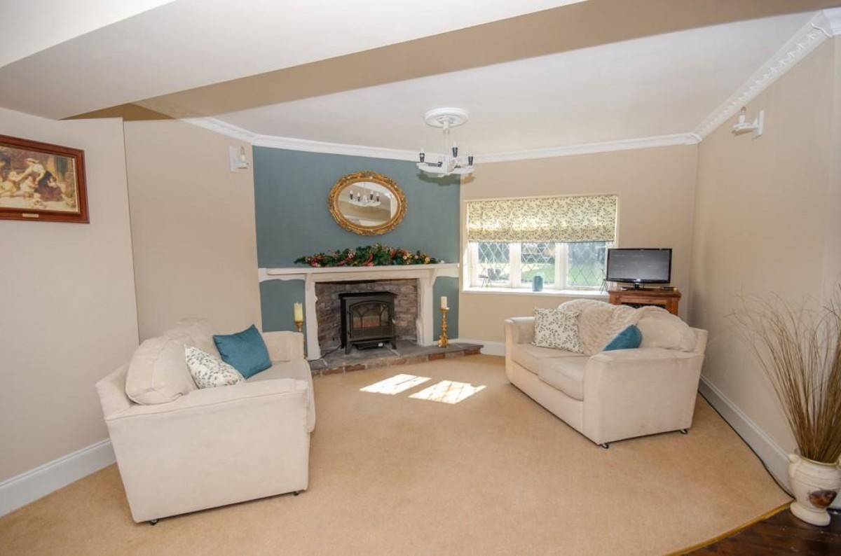 Riding Barn Hill, Wick, Bristol, BS30 5QZ