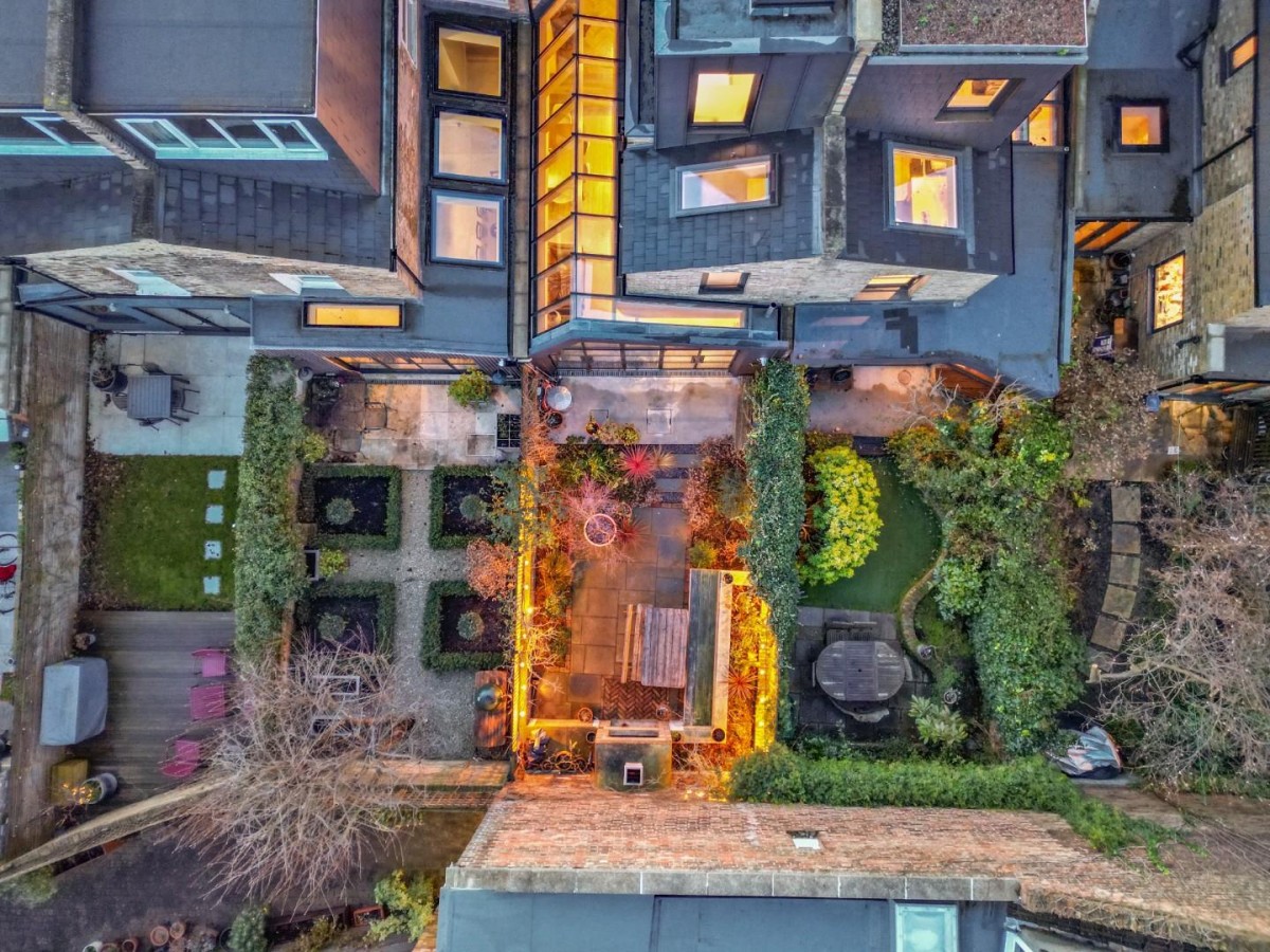 Kersley Road, London, N16