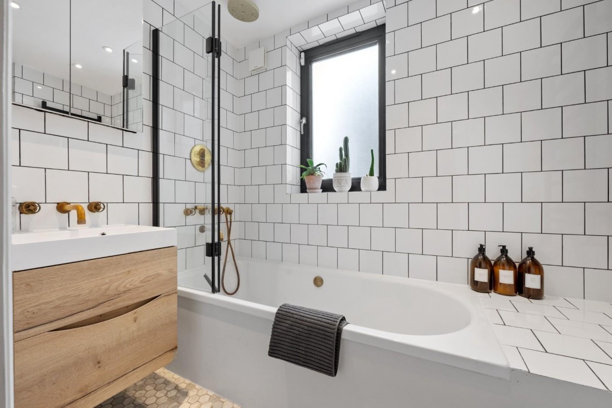 Kersley Road, London, N16