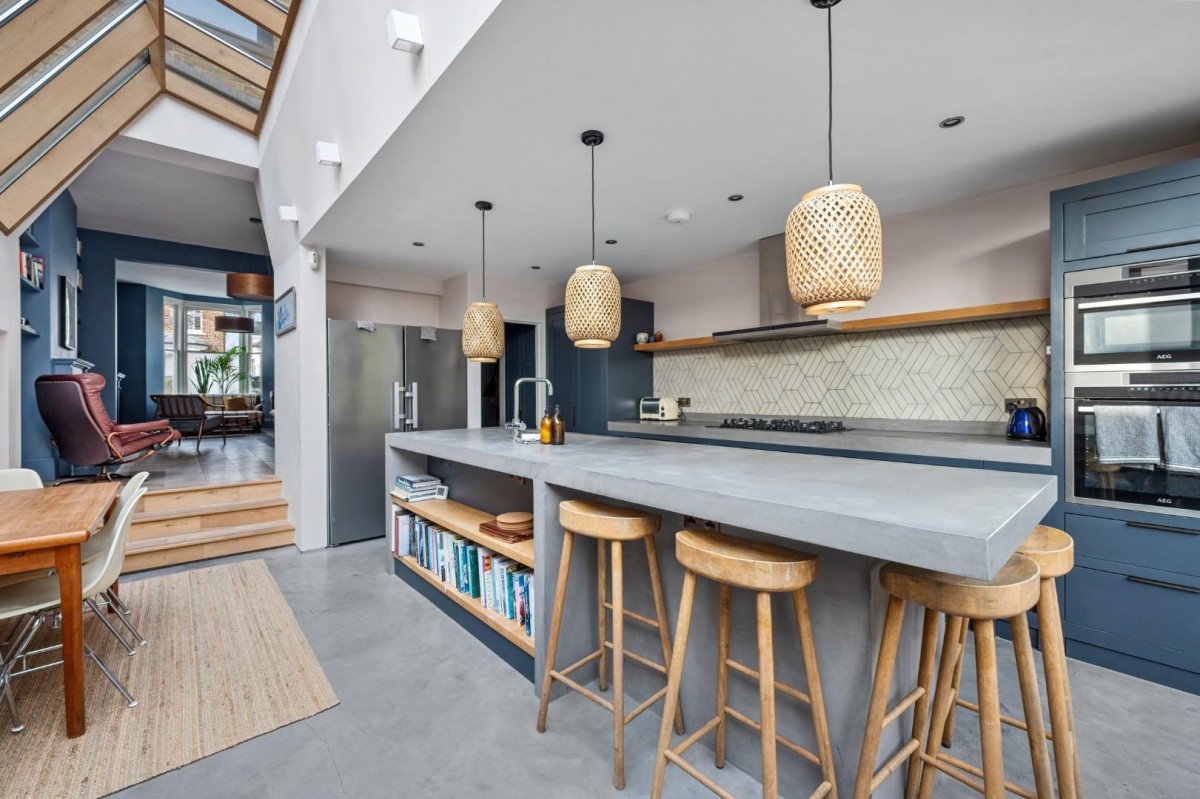 Kersley Road, London, N16