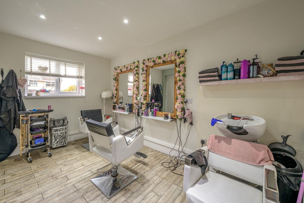 Thames Close, Brierley Hill, DY5 4QZ