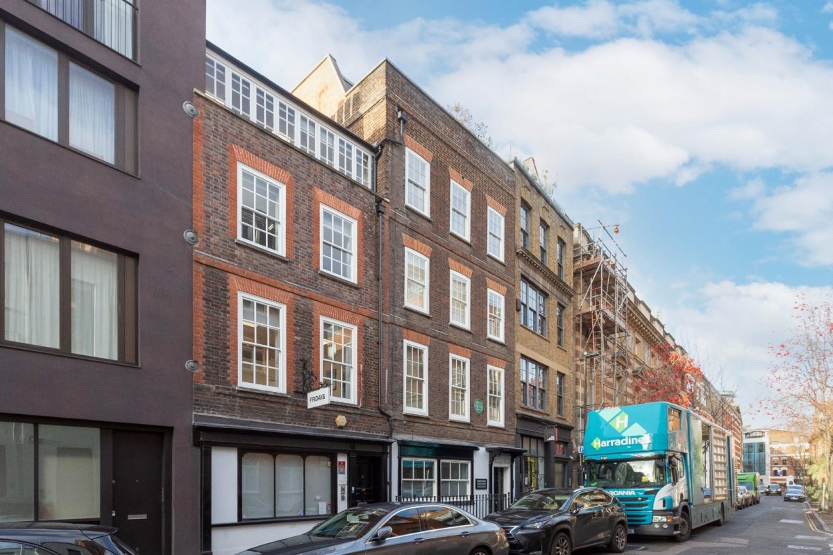 Britton Street, London, EC1M