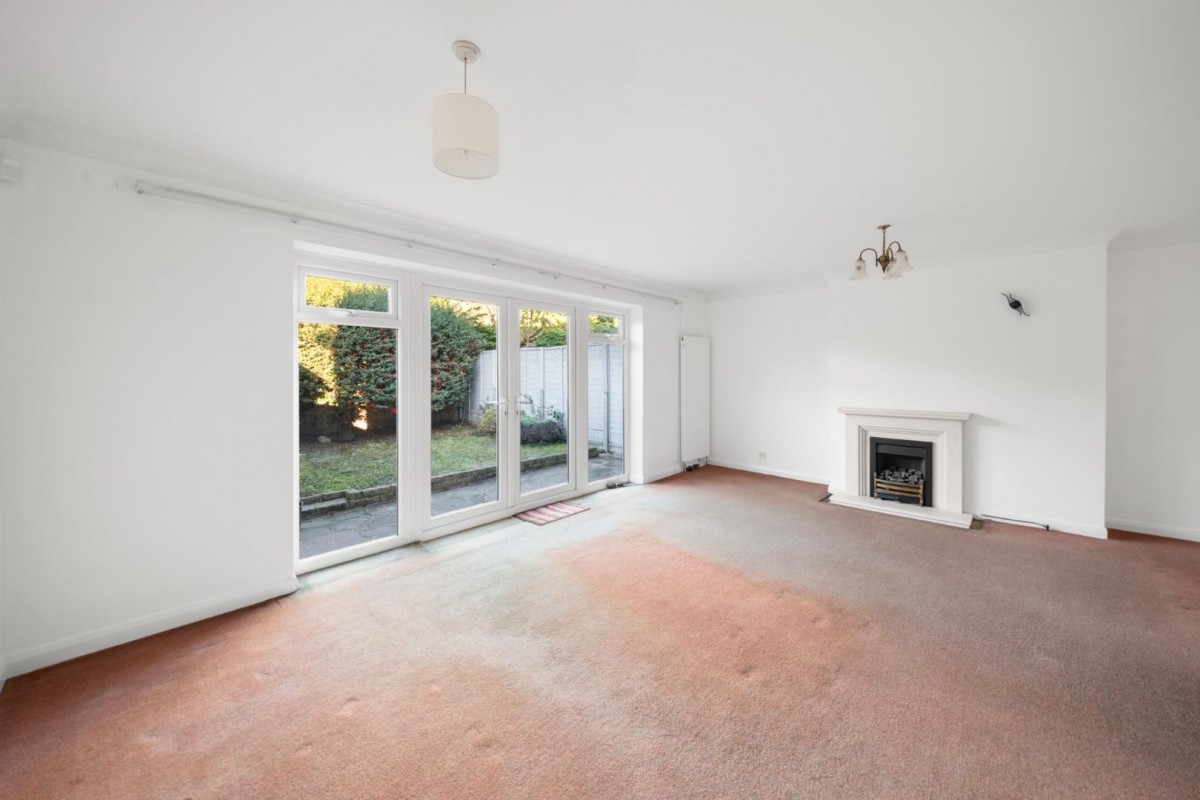 Heath Road, Uxbridge, UB10 0SL