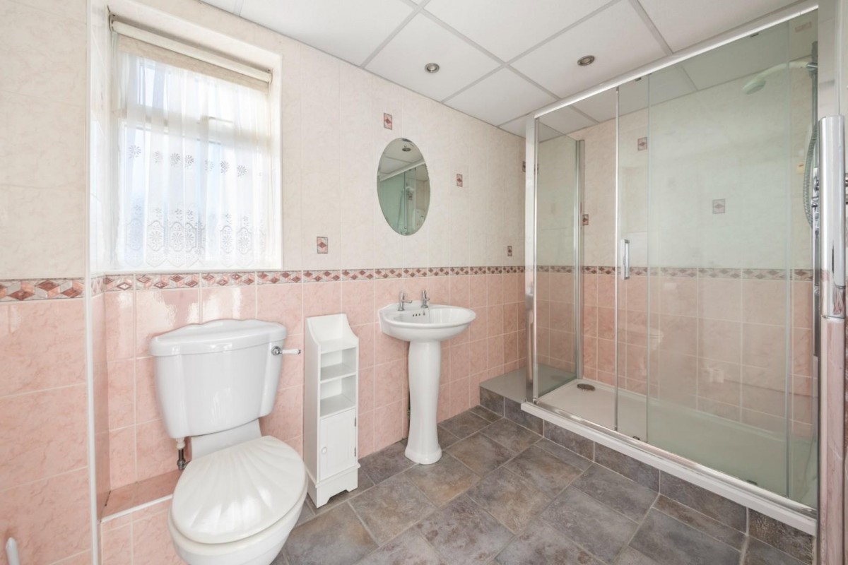 Heath Road, Uxbridge, UB10 0SL