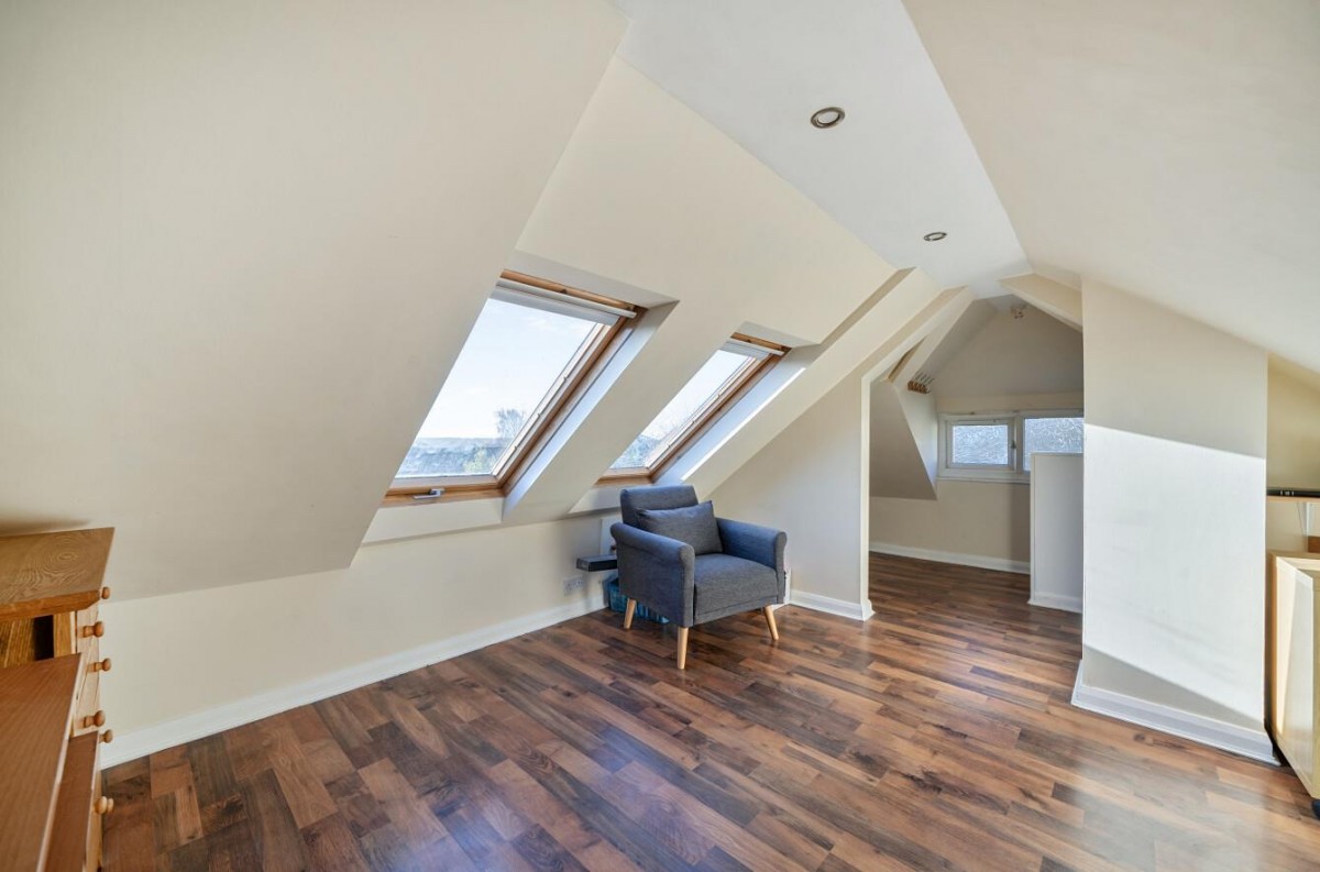 Iveson Road, Cookridge, LS16