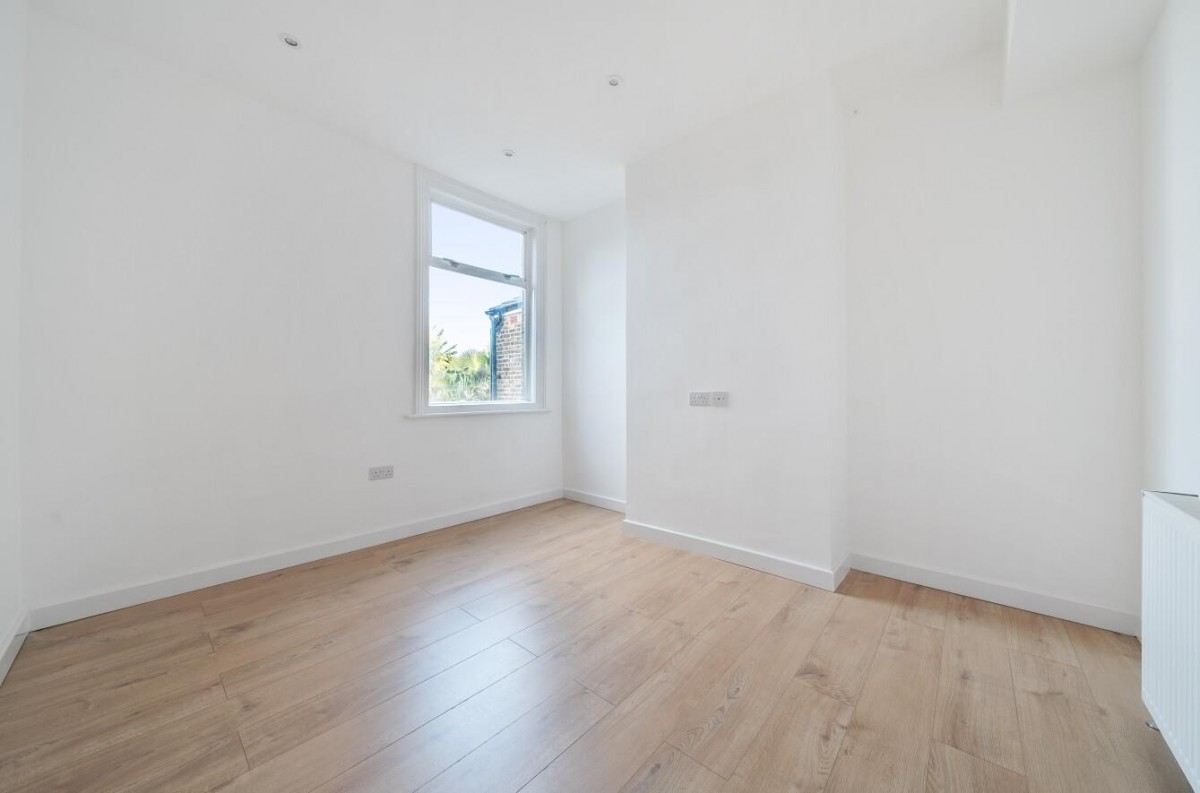 Federation Road, London