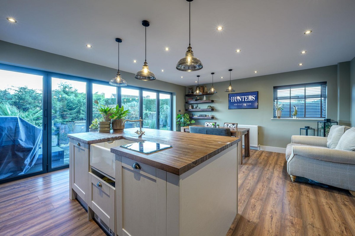 Kingswood Road, Kingswinford, DY6 9TE