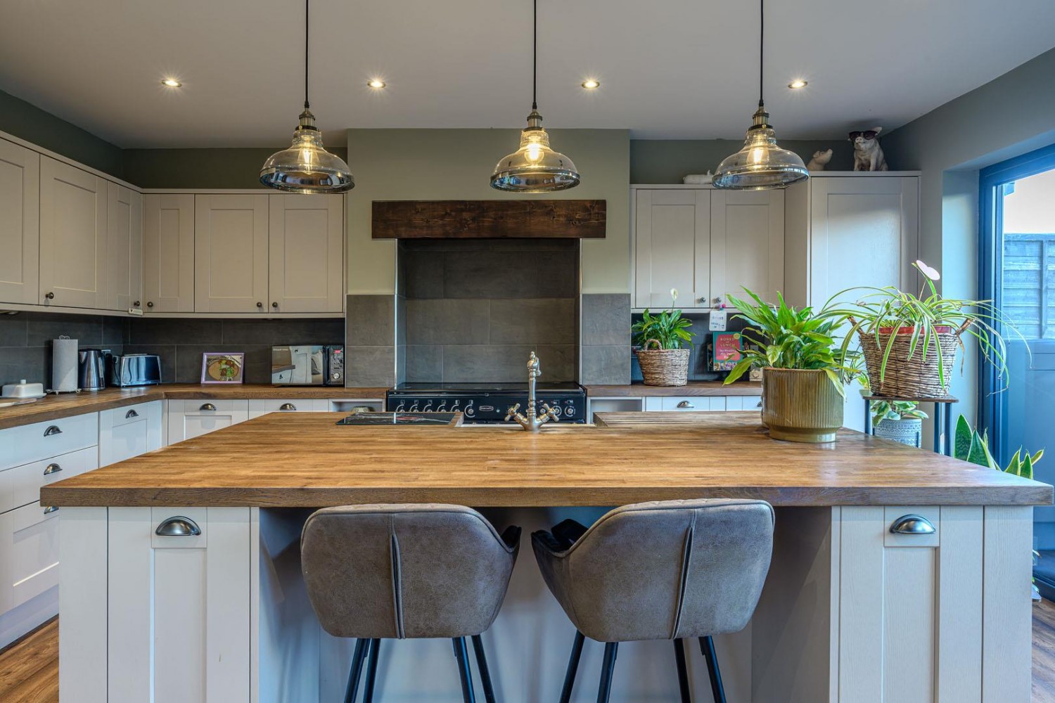 Kingswood Road, Kingswinford, DY6 9TE